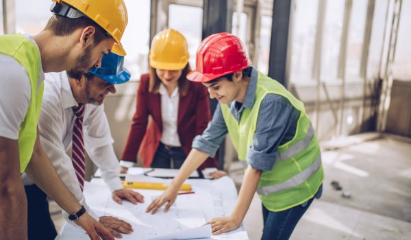 Consultoria especializada para reformas industriais, com projetos e laudos que garantem conformidade.
